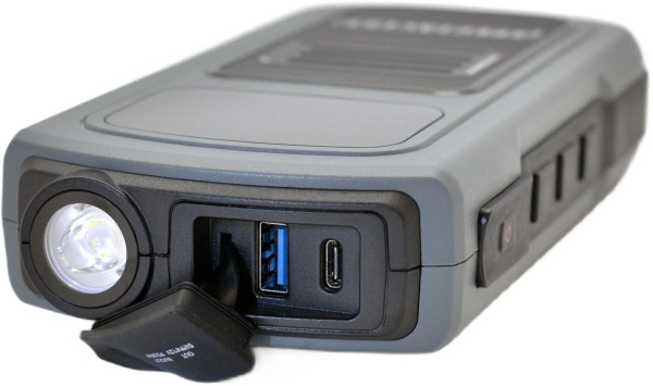 Пуско-зарядное устройство Berkut JSL-13000