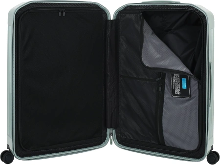 Чемодан Piquadro PQ LIGHT BV4427PQL/VE 46x69x27см 60л. 3.2кг. поликарбонат зеленый