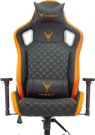 Кресло игровое Knight Outrider черный/оранжевый ромбик эко.кожа с подголов. крестов. металл