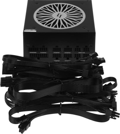Блок питания Chieftec ATX 650W PowerUp GPX-650FC 80+ gold 24+2x(4+4) pin APFC 120mm fan 9xSATA Cab Manag RTL