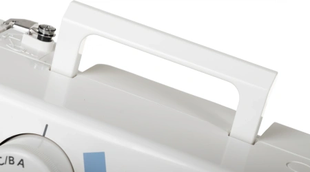 Швейная машина Janome Excellent Stitch 18A белый