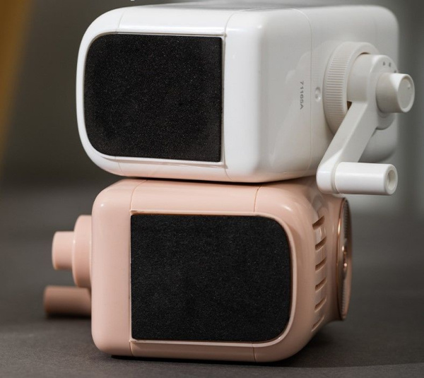 Точилка для карандашей механическая Deli E71165A 1 отверстие пластик ассорти