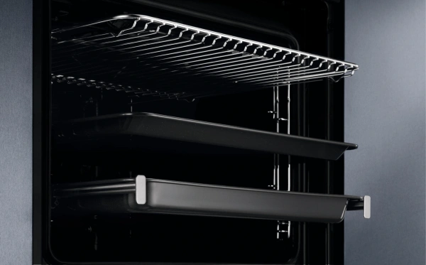 Духовой шкаф Электрический Electrolux KOAAS31WT черный