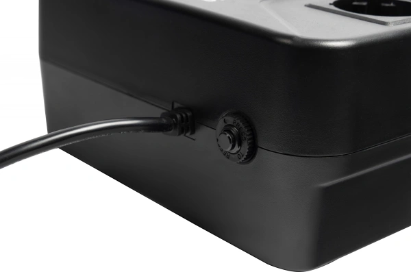 Источник бесперебойного питания Smartwatt Safe pro 1000 600Вт 1000ВА черный