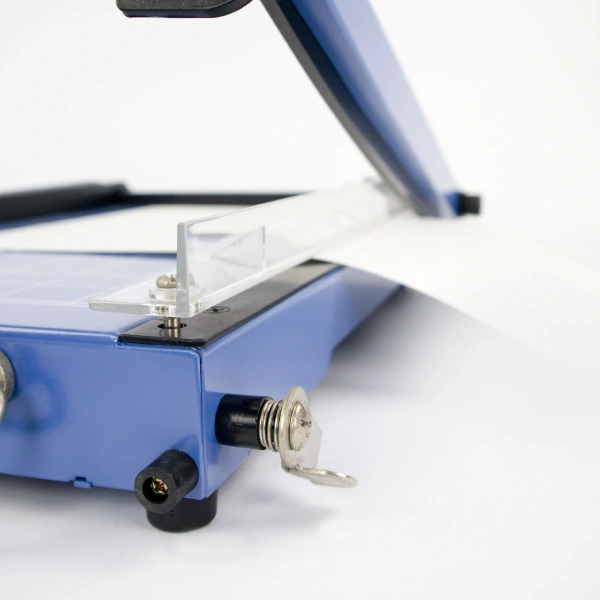 Резак сабельный Kw-Trio 3925 A4/15лист./310мм/ручн.прижим/защитный экран