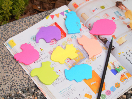 Блок самоклеящийся бумажный Stick`n 21780 50лист. фиолетовый 1цв.в упак. "слон"