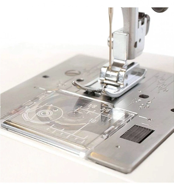 Швейная машина Janome Sewist 721 белый