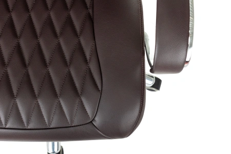 Кресло руководителя Бюрократ _Aura коричневый кожа крестов. алюминий