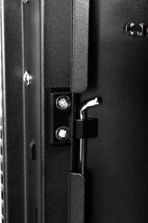 Шкаф коммутационный ЦМО (ШТК-М-18.6.6-1ААА-9005) напольный 18U 600x600мм пер.дв.стекл задн.дв.стал.лист 2 бок.пан. направл.под закл.гайки 270кг черный 455мм 48.6кг 180град. 960мм IP20 сталь