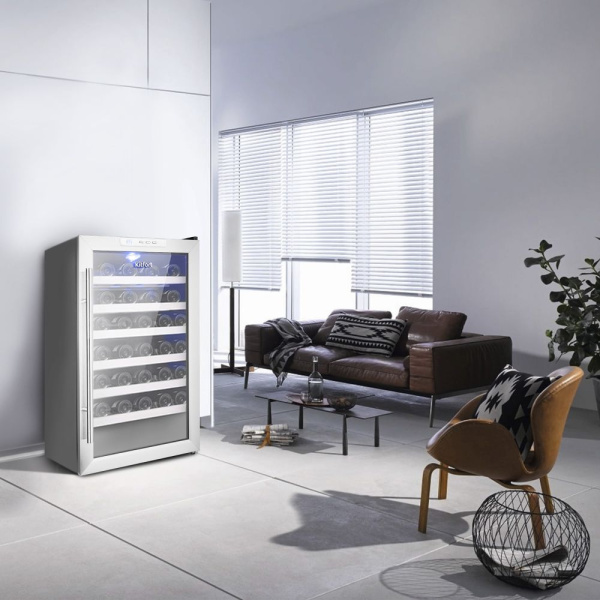 Винный шкаф Kitfort КТ-2410 серебристый (однокамерный)