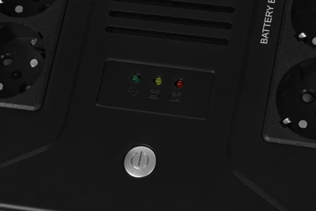 Источник бесперебойного питания Smartwatt SAFE PRO 600 360Вт 600ВА черный