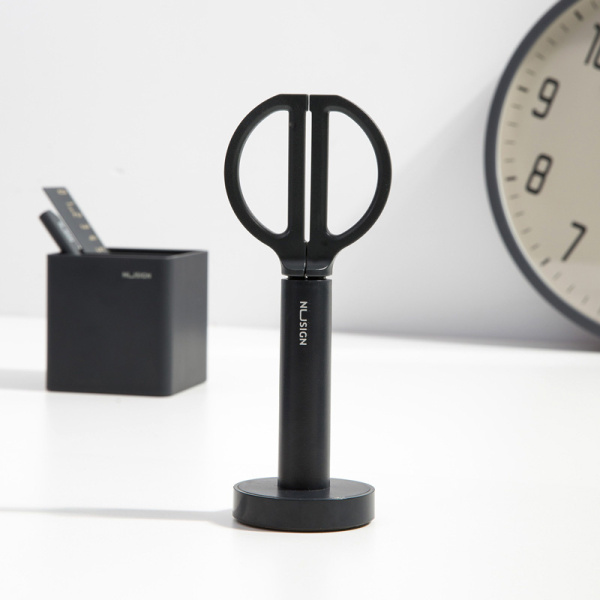 Ножницы Deli ENS051BLACK Nusign офисные 170мм ручки пластиковые титановое покрытие сталь черный