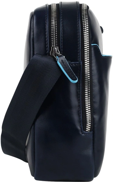 Сумка-мессенджер Piquadro Blue Square CA5086B2/BLU2 темно-синий натур.кожа