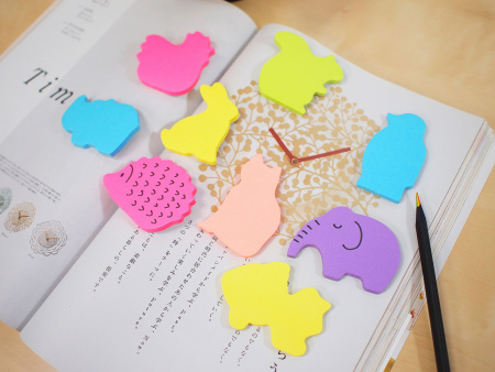 Блок самоклеящийся бумажный Stick`n 21780 50лист. фиолетовый 1цв.в упак. "слон"