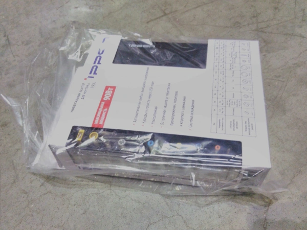 Блок питания Ippon S90U автоматический 90W 18.5V-20V 11-connectors 4.5A 1xUSB 2.1A от бытовой электросети LED индикатор