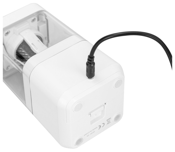 Точилка для карандашей электрическая Deli E71202 1 отверстие пластик белый (батарея)