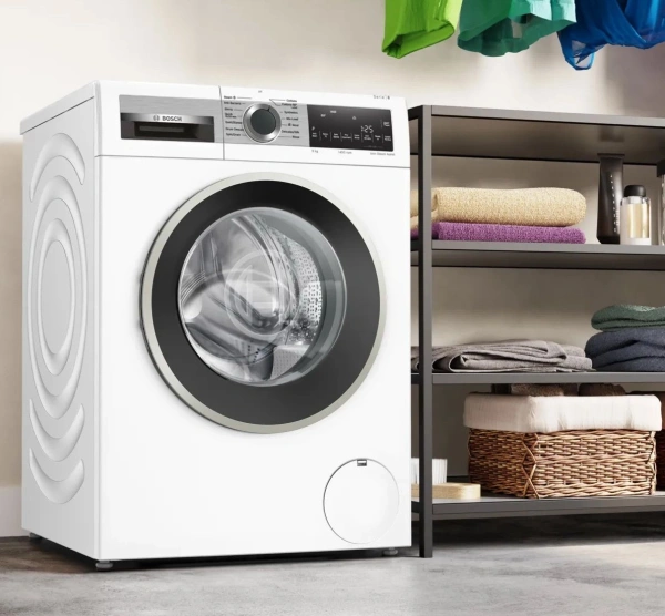 Стиральная машина Bosch Serie 4 WGA24400ME пан.англ. кл.:A+++ фронт. макс.:9кг белый
