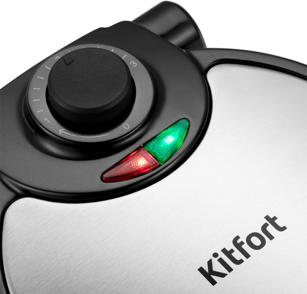 Вафельница Kitfort КТ-1679 950Вт черный/серебристый