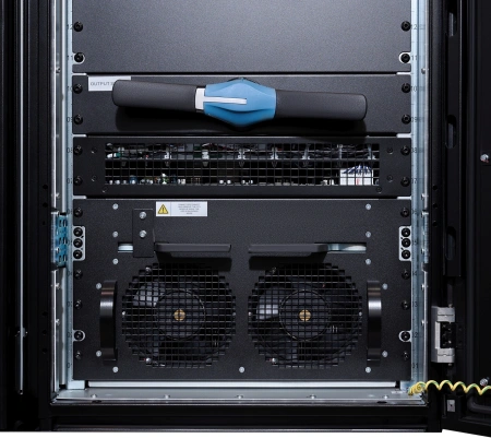 Шкаф системный Ippon BlackRock 600K 1993044 напольный 2020мм 600мм 1100мм