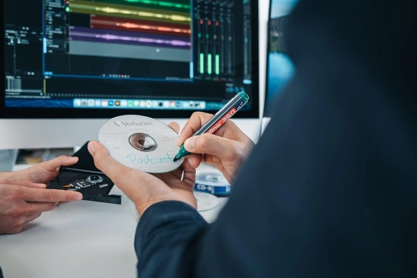 Диск DVD-R Verbatim 4.7Gb 16x Cake Box (50шт) Printable (43533)