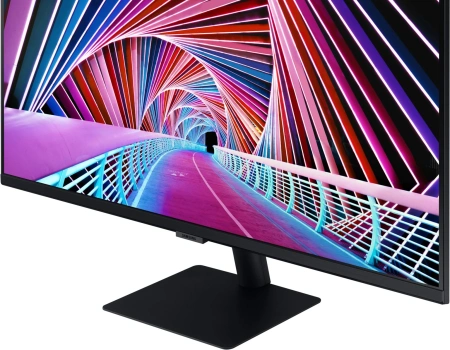 Монитор Samsung 31.5" S32A700NWI черный VA LED 5ms 16:9 HDMI матовая 300cd 178гр/178гр 3840x2160 60Hz DP 4K 6.1кг (RUS)