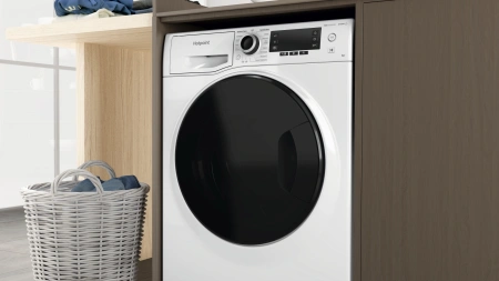 Стиральная машина Hotpoint NSD 8249 D AVE RU класс: A-40% загр.фронтальная макс.:8кг белый инвертер