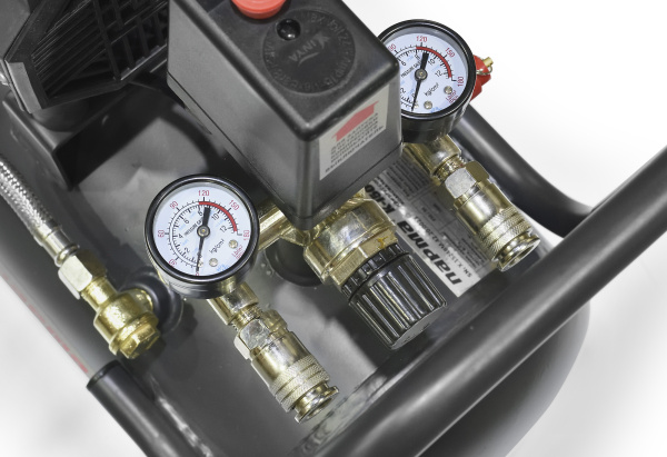 Компрессор поршневой Парма БМ K-1500/24БМ безмасляный 237л/мин 24л 1500Вт серый/черный