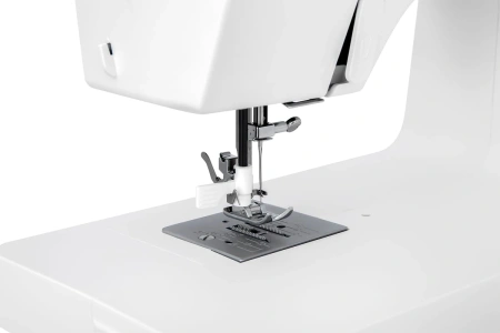 Швейная машина Comfort 3050 серый