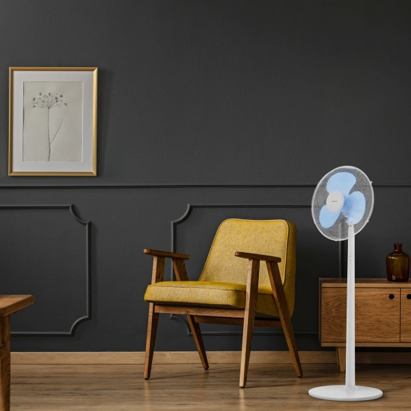 Вентилятор напольный Coolfort CF-2004 40Вт скоростей:3 белый