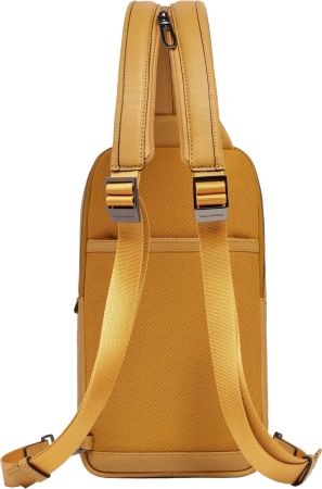 Рюкзак слинг мужской Piquadro Cronus CA6686S134/G горчичный кожа