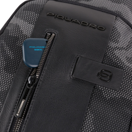 Рюкзак слинг унисекс Piquadro Brief2 CA4536BR2/CAMOREFN черный камуфляж нейлон
