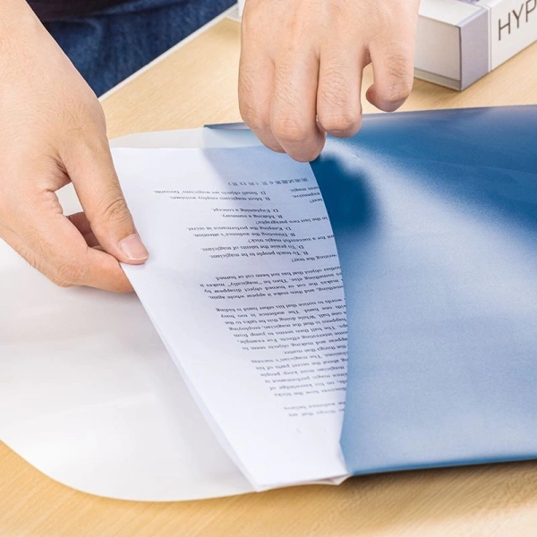 Конверт на кнопке Deli Linfini EF764 A4+ гориз. расшир. гладкий полипропилен ассорти кнопка белая вн