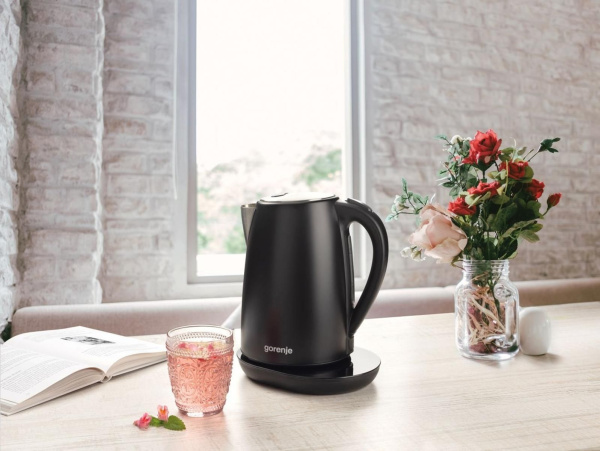 Чайник электрический Gorenje K17TRB 1.7л. 2200Вт черный (корпус: пластик)