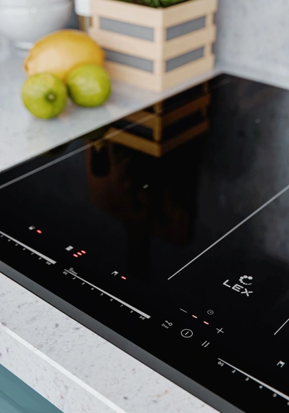 Индукционная варочная поверхность Lex EVI 641C BL черный