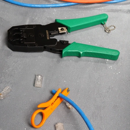 Инструмент обжимной Rexant HT-200 12-3441 для RJ-45/RJ-12/RJ-11 зеленый
