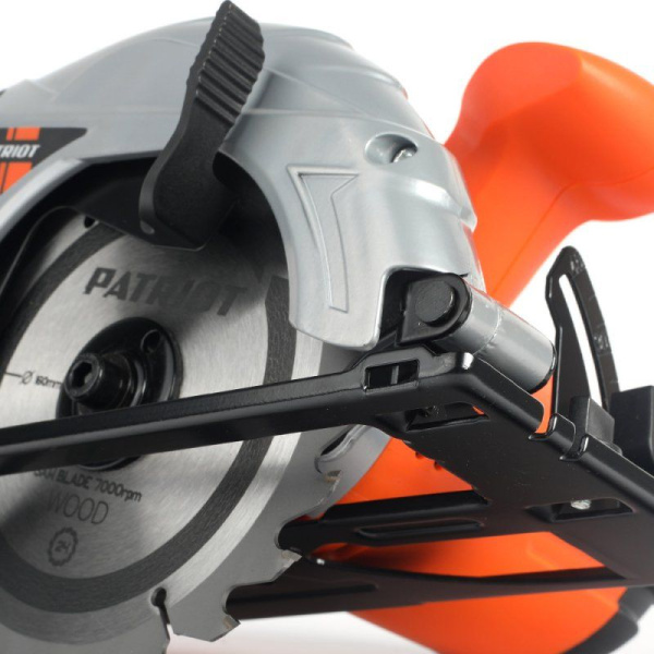 Циркулярная пила (дисковая) Patriot CS 162 1200Вт (ручная)