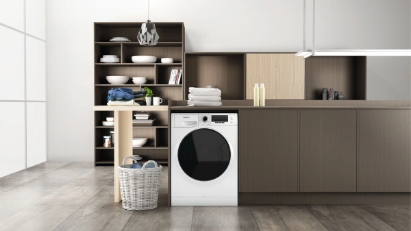 Стиральная машина Hotpoint NSD 7249 D AVE RU класс: A-40% загр.фронтальная макс.:7кг белый инвертер