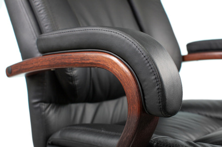 Кресло руководителя Бюрократ T-9925WALNUT черный кожа/кожзам крестов. металл/дерево