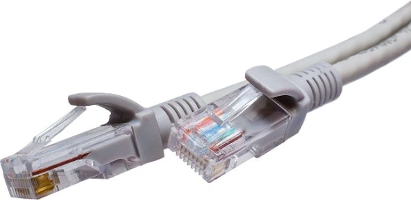 Патч-корд Suprlan 10-0144 UTP RJ-45 вил.-вилка RJ-45 кат.5E 3м серый LSZH 24AWG