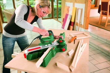 Лобзик Bosch PST 700 E 500Вт 3100ходов/мин от электросети (кейс в комплекте)