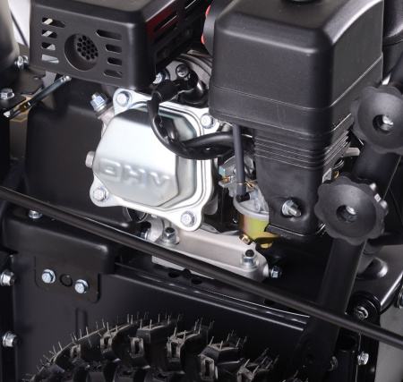 Снегоуборщик бензин. Huter SGC 4100 7л.с.