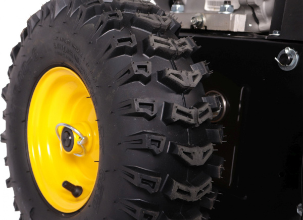 Снегоуборщик бензин. Champion ST861 8л.с.