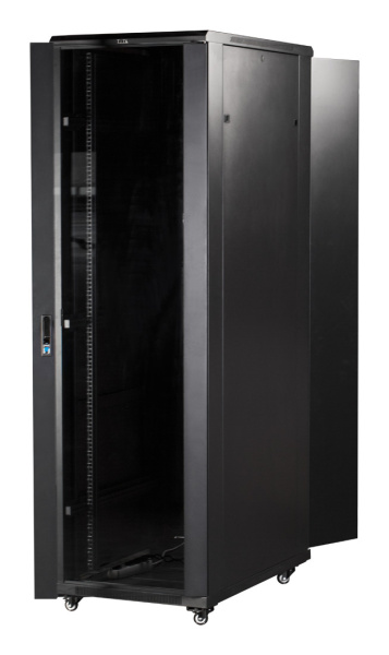 Шкаф коммутационный Lanmaster (TWT-CBB-32U-6X8-G1) напольный 32U 600x800мм пер.дв.стекл задн.дв.спл.стал.лист 2-хст. 2 бок.пан. 800кг черный IP20