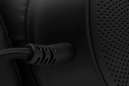 Наушники с микрофоном Razer Kraken V3 черный 1.2м мониторные (RZ04-03770200-R3M1)