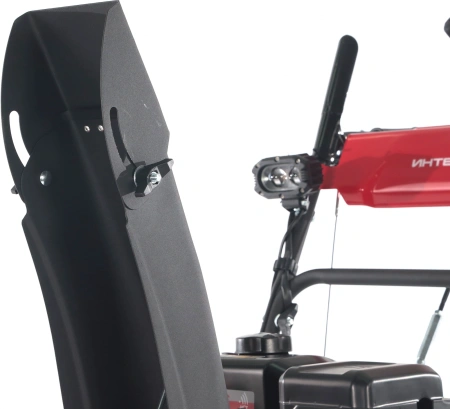 Снегоуборщик бензин. Интерскол СМБ-56/7Ф 5.2кВт 7л.с.