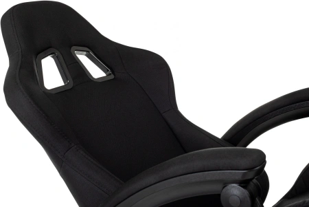 Кресло игровое Zombie Predator черный Neo Black с подголов. крестов. пластик