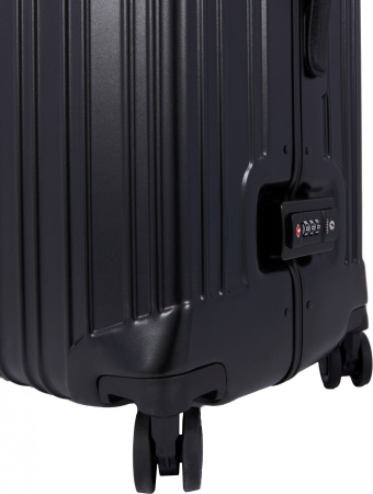 Чемодан Piquadro PQ-LM (BV4428PQLM/NO) 51x75x28см 82л. 5.46кг. поликарбонат/натур.кожа черный матов.