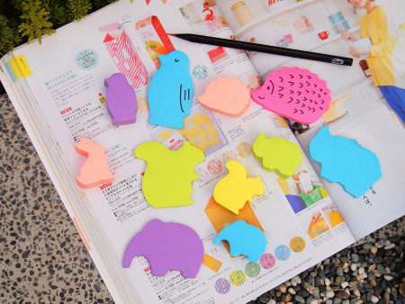 Блок самоклеящийся бумажный Stick`n 21780 50лист. фиолетовый 1цв.в упак. "слон"