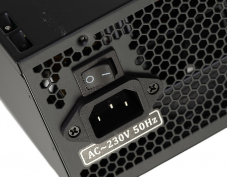 Блок питания Accord ATX 600W ACC-600W-NP (24+4+4pin) 120mm fan 4xSATA