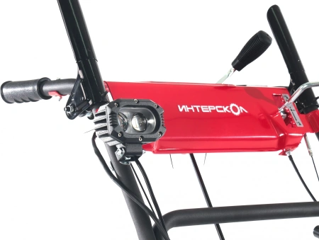 Снегоуборщик бензин. Интерскол СМБ-61/7ЭФ 5.2кВт 7л.с.